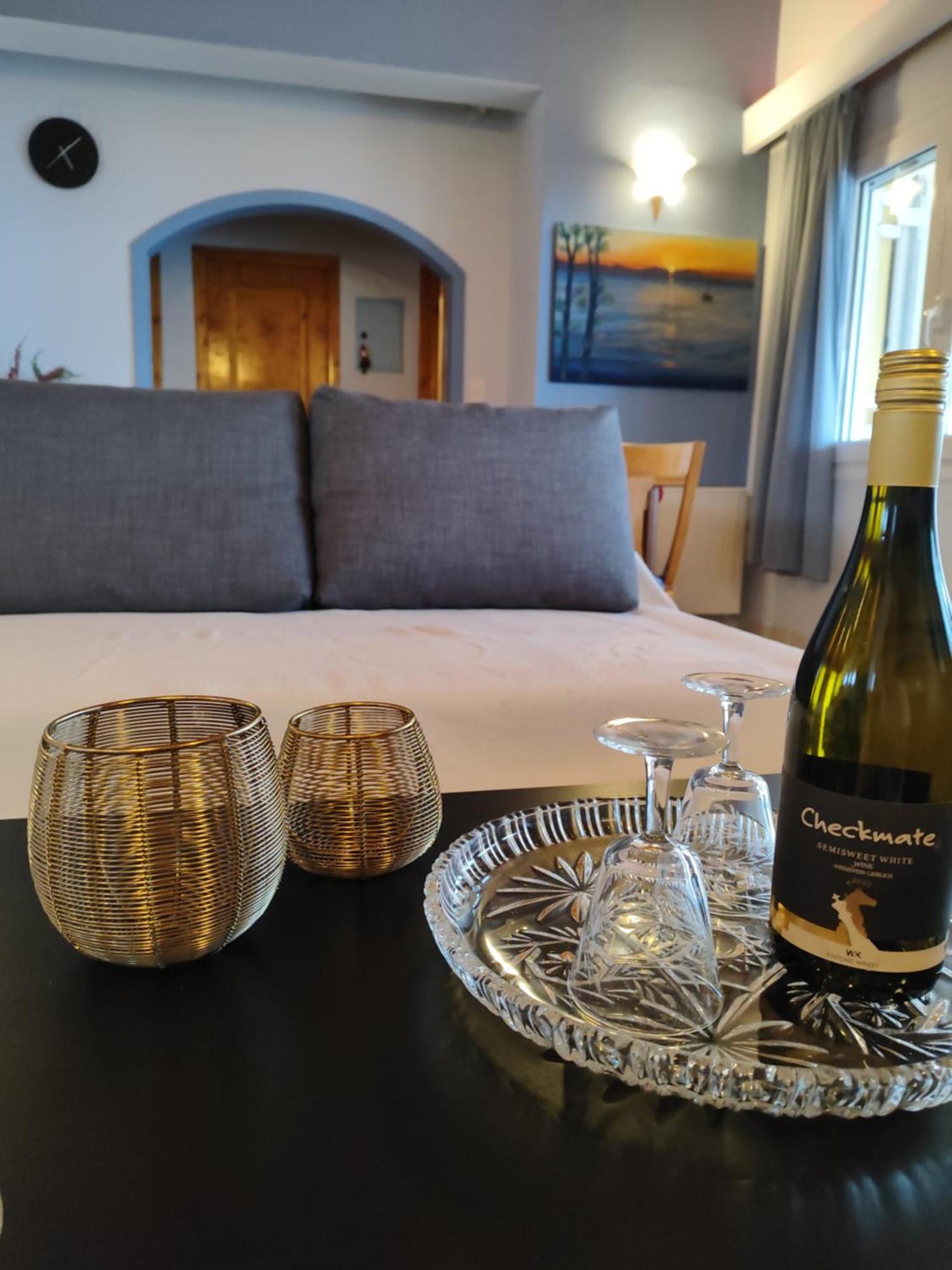 Appartamento Sea View House Aigio Esterno foto